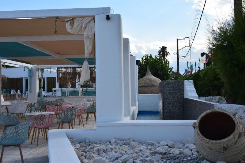 Marzi Beach And Bungalows Hotell Kokkónion Exteriör bild